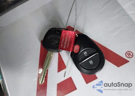 2014 Toyota Tacoma Prerunner V6 z USA, uszkodzony, nr VIN 3TMJU4GN2EM169362